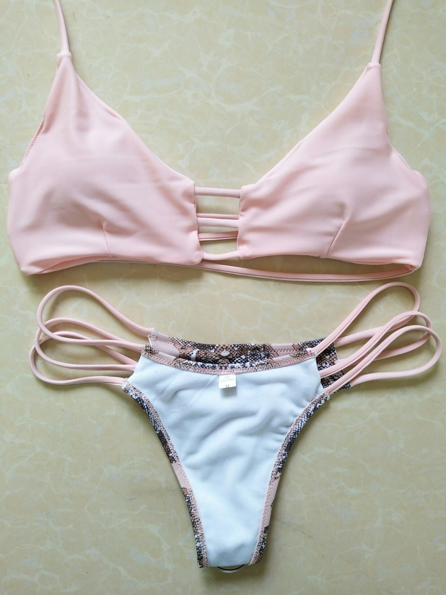 Stylish  Floral Bikini Swimsuit Set